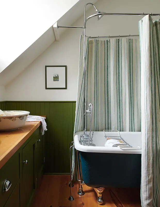 Compact Small Bathroom Renovations designed by Affordable Bathroom Renovations Auckland